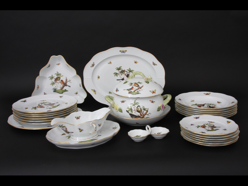 The purchase price of vintage plates + advantages and disadvantages